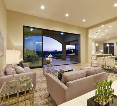 LIVING ROOM TO VIEWS