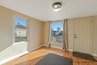 2512 E 9th St, Cheyenne, WY 82001 - photo 4
