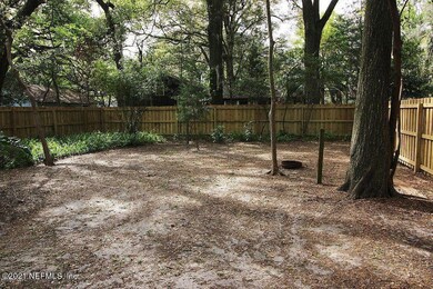 7210 Oakwood Dr, Jacksonville, FL 32211 - photo 4