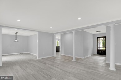 12940 Oxon Rd, Herndon, VA 20171 - photo 4