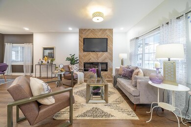 43 N Burgess Ave-20