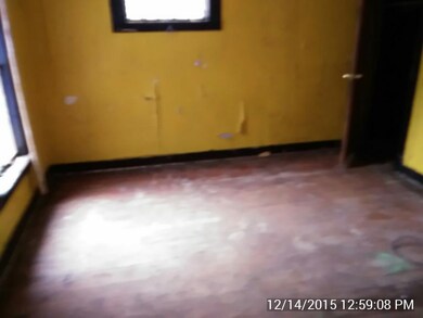 8 Cheney St, Franklin, NH 03235 - photo 4