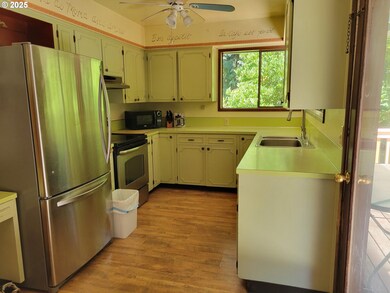 32922 Coal Creek Rd, Scappoose, OR 97056 - photo 5