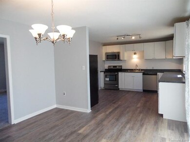 1989 Old Wilkesboro Rd, Statesville, NC 28625 - photo 3