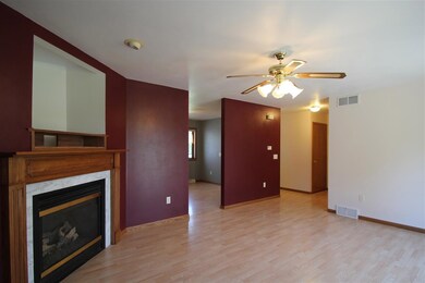 103 Teddy St, Brooklyn, WI 53521 - photo 3