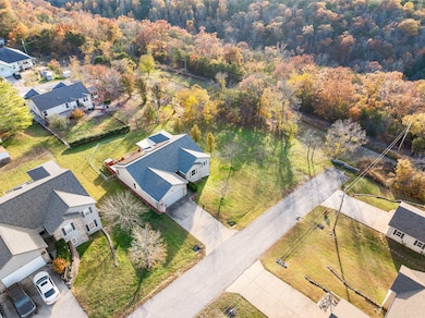 End of the Street, Low Traffic.
