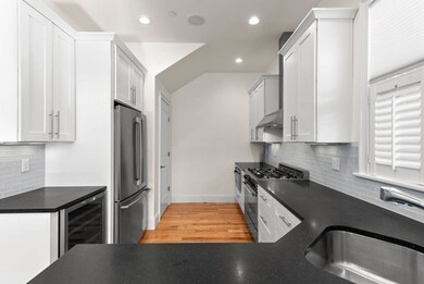 585 E 7th St unit 2, Boston, MA 02127 - photo 3