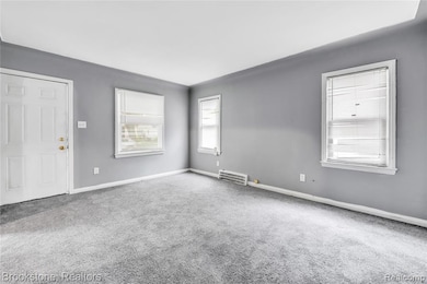 Entrance/Living Room