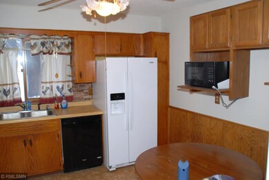 Eat in kitchen