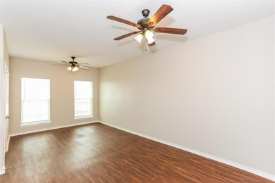 212 Ridgeway Blvd, Weatherford, TX 76086 - photo 5
