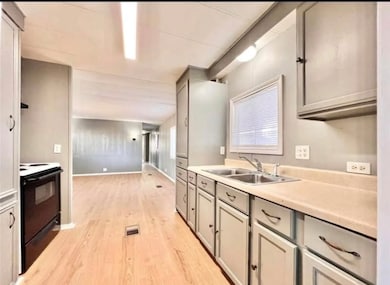 906 E Hanson St, Cleveland, TX 77327 - photo 4