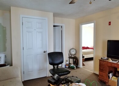 581 Rockingham St, Berlin, NH 03570 - photo 3