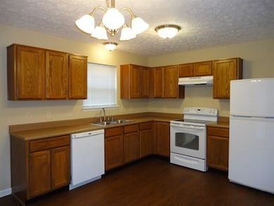 143 Hilltop Farms Blvd, Whiteland, IN 46184 - photo 6