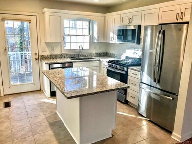 Beautiful kitchen with all new stainless appliance