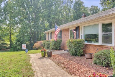 05-213 Forest Ridge Dr_05