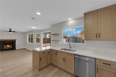 1808 Navarre Ln, Henderson, NV 89014 - photo 7