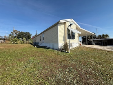 160 Sterling Dr E, Lakeland, FL 33815 - photo 3