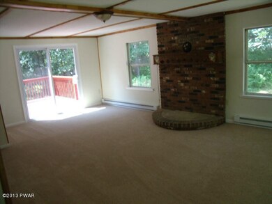 833 Redstart Ct, Lackawaxen Township, PA 18428 - photo 7