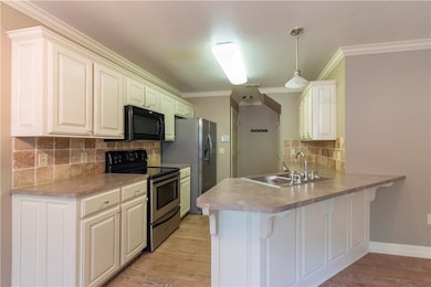 2110 E Cinnamon Way, Fayetteville, AR 72703 - photo 2