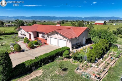 1115 M St, Penrose, CO 81240 - photo 4