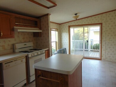 63765 Maple Ln, Bangor, MI 49013 - photo 3