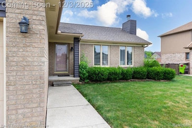 21637 Clifford Dr, Macomb, MI 48044 - photo 3