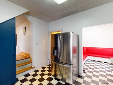 531 Mercer St, Albany, NY 12208 - photo 7