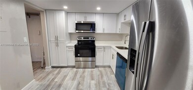 18021 Biscayne Blvd unit 903, Aventura, FL 33160 - photo 5