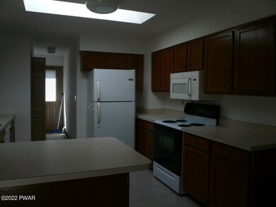 145 Hickory Rd, Dingmans Ferry, PA 18328 - photo 7