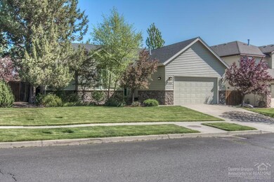 19930 Cliffrose Dr, Bend, OR 97702 - photo 2