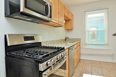 162 Park St unit 3, Beverly, MA 01915 - photo 2