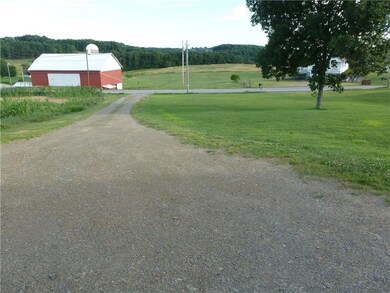 Driveway and Large Front Yard