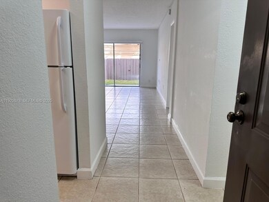 Berkeley Condominiums unit 116, Miami, FL 33176 - photo 2
