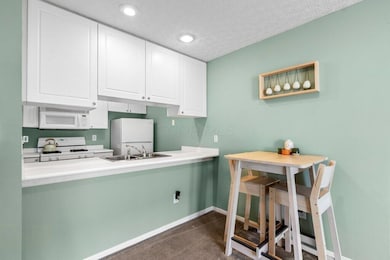 4635 Shalers Drive-9.jpg-SMALL