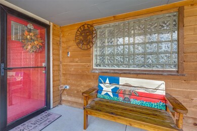 314 S Bowie Dr, Weatherford, TX 76086 - photo 4