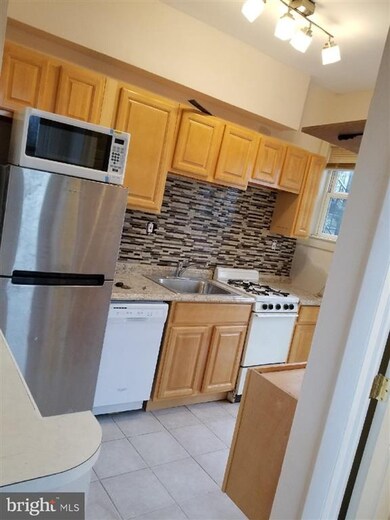 3100 Hamilton Ave unit D, Baltimore, MD 21214 - photo 4