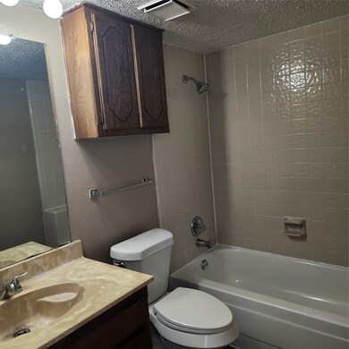 5029 Winder Ct unit C, North Richland Hills, TX 76180 - photo 4