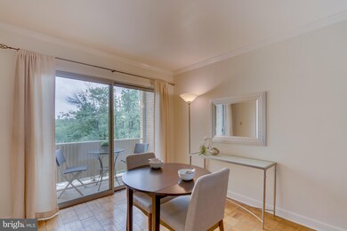 4600 Connecticut Ave NW unit 817, Washington, DC 20008 - photo 7