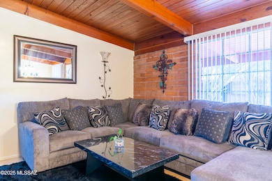 910 N Alvernon Way unit B, Tucson, AZ 85711 - photo 4