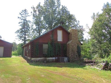 138 Ward Cemetary Rd, Linden, TN 37096 - photo 4