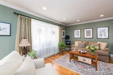 90 Riverview Rd, Jersey City, NJ 07305 - photo 7