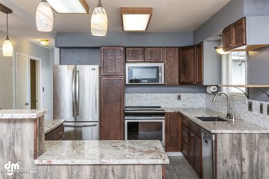 5061 Southampton Dr, Anchorage, AK 99503 - photo 7