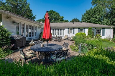 35 Hillcrest Dr, Florence, MA 01062 - photo 7