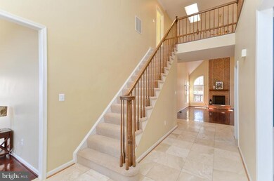 7906 Scott Ct, Springfield, VA 22153 - photo 3