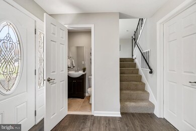 1110 Plover Dr, Halethorpe, MD 21227 - photo 7