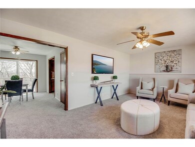 Living Room 3 w_TV-2