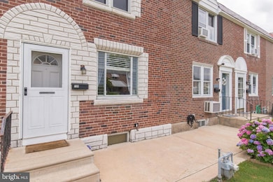 739 Crescent Dr, Glenolden, PA 19036 - photo 2