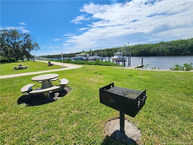 2502 SE Anchorage Cove unit H-2, Port Saint Lucie, FL 34952 - photo 4