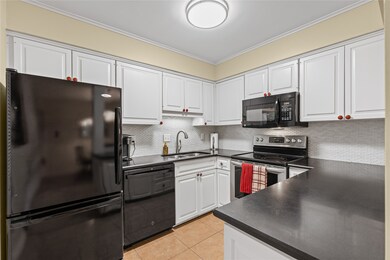 1231 Roaring Springs Rd unit 1, Fort Worth, TX 76114 - photo 7