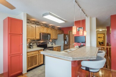 645 Millcrest Dr, Marysville, OH 43040 - photo 7